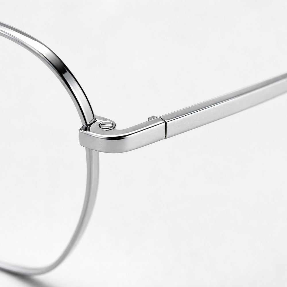 Simon eyewear, close-up of the frame, temple, and hinge construction