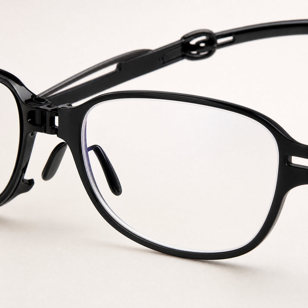 Milo eyewear, close-up of the lenses and nose pad details
