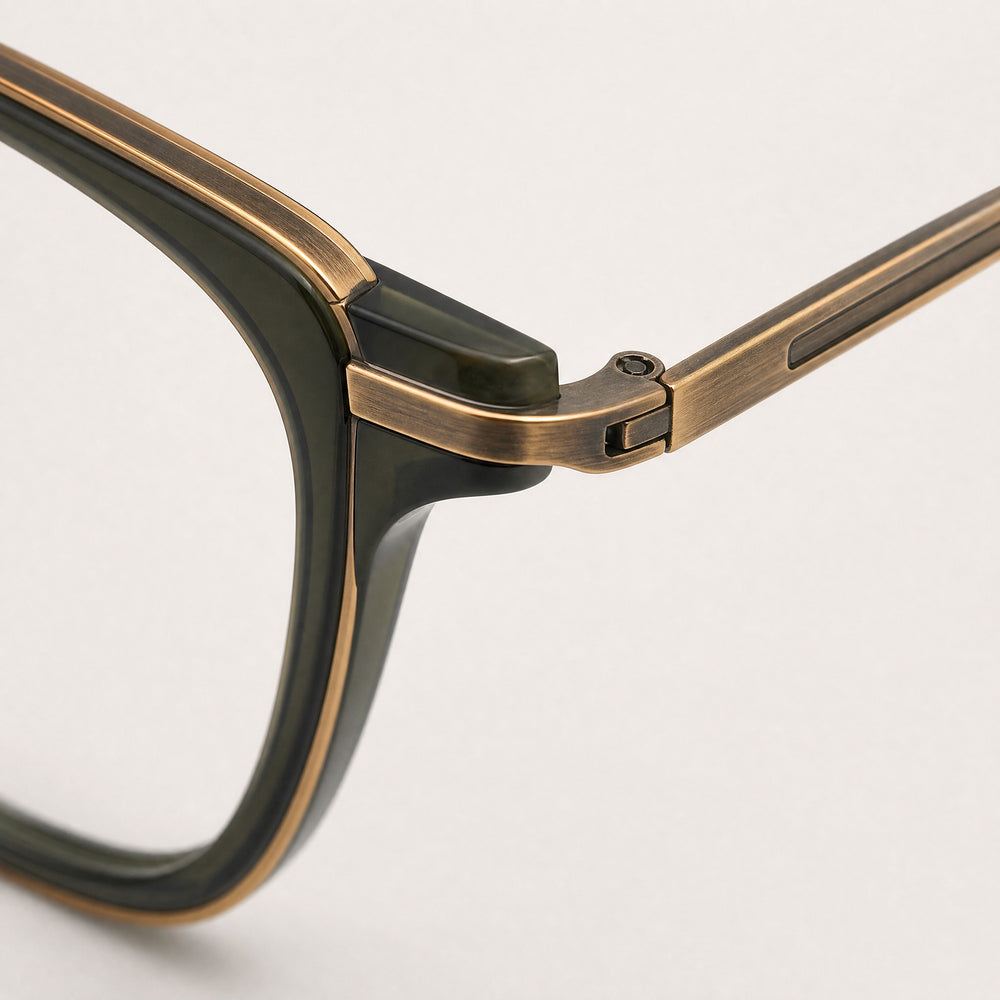 Théo eyewear, close-up of the frame, temple, and hinge construction