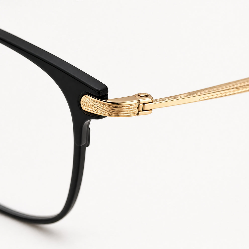 Fabien eyewear, close-up of the frame, temple, and hinge construction