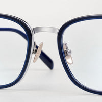Henri eyewear, close-up of the lenses and nose pad details