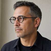 Léon eyewear, three-quarter side view showing the temple and hinge