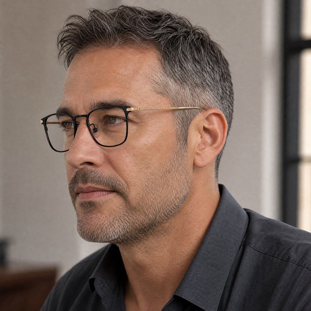 Fabien eyewear, three-quarter side view showing the temple and hinge